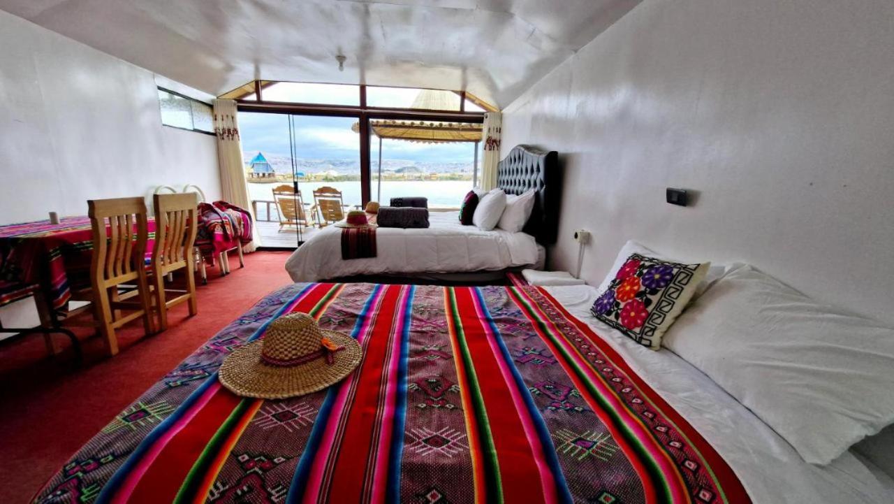 Uros Utasa Lodge Пуно Екстериор снимка